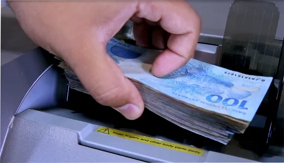 imageye___-_imgi_8_565x325-565x326